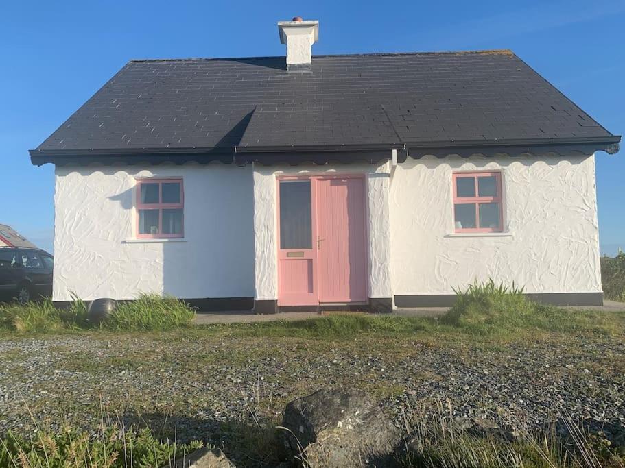 Pink Cottage Ballyconneely Buitenkant foto
