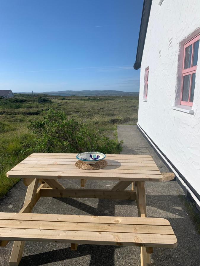 Pink Cottage Ballyconneely Buitenkant foto